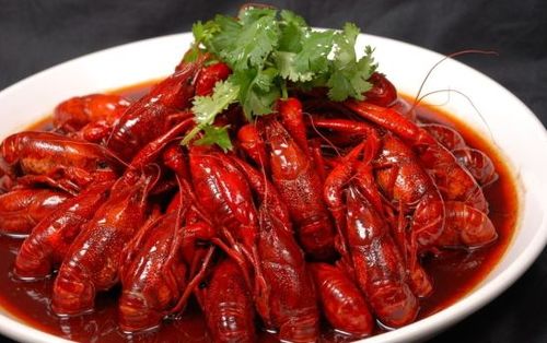 在家秘制小龍蝦，比飯店更鮮香過癮的終極攻略